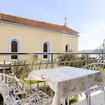 Fontana 3*