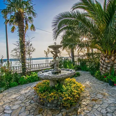 Fontana Pensionat 3*