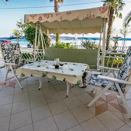 Fontana Starigrad Paklenica