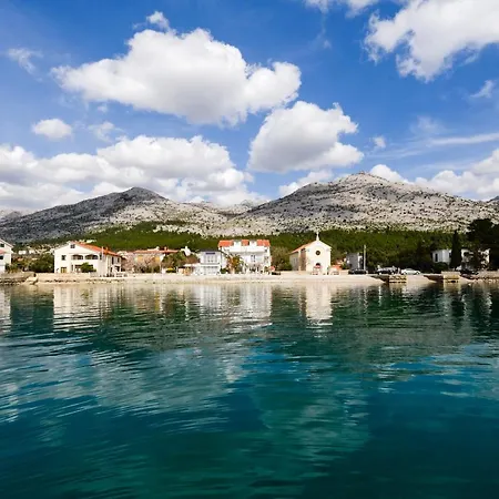 Pensionat Fontana Starigrad Paklenica