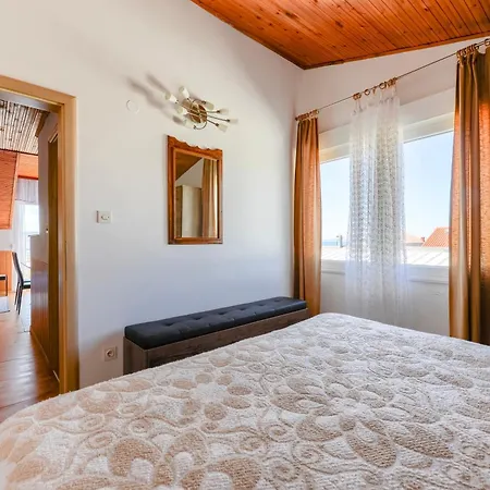 Fontana Pensionat Starigrad Paklenica