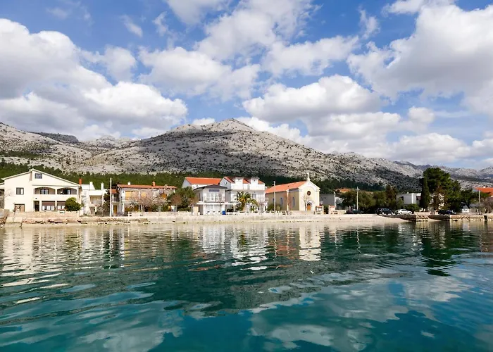 Fontana Πανσιόν 3*