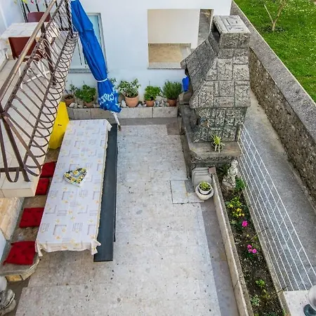 Fontana Guest house