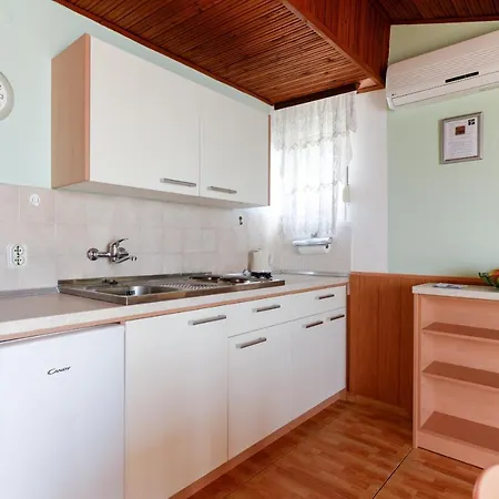 Guest house Fontana 3*