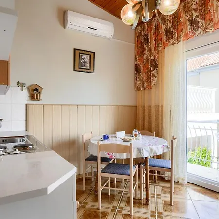 Fontana Guest house Starigrad Paklenica