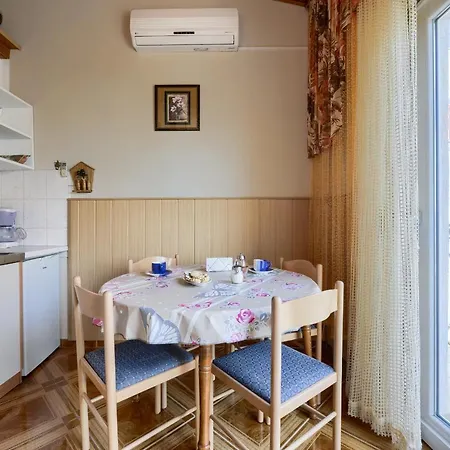 Fontana 3* Starigrad Paklenica