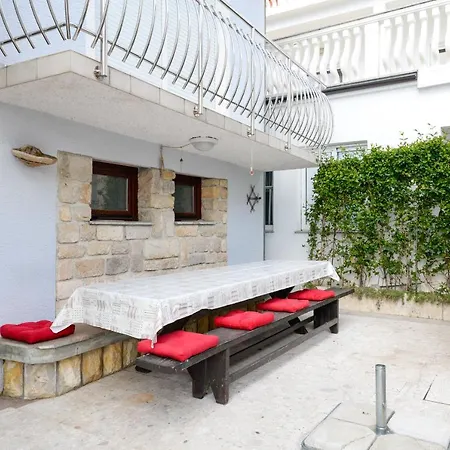 Fontana Starigrad Paklenica