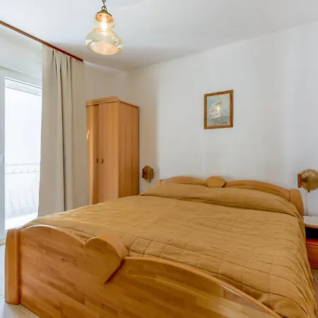 Guest house Fontana 3*